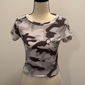 🔵Grey army queen t shirt